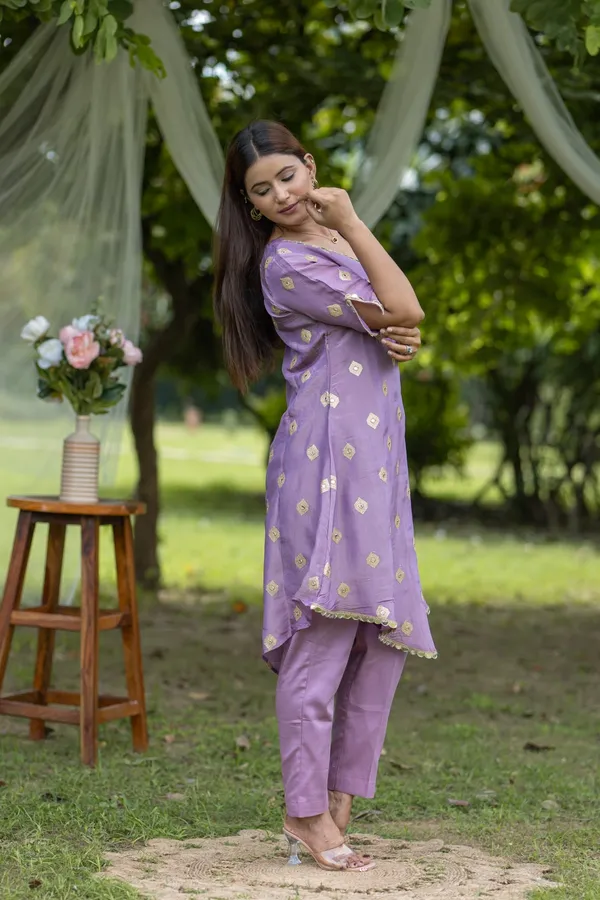 Purple_Elegant_Georgette_Block_Printed_Kurta_Set_For_Women