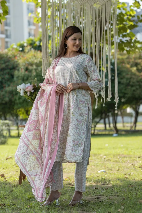 Pink_Cotton_Floral_Printed_Kurta_Pant_Dupatta_Set_Ethnic_Wear_For_Women