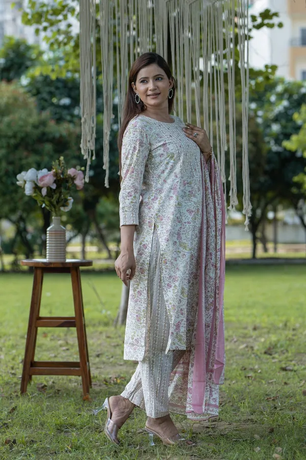 Pink_Cotton_Floral_Printed_Kurta_Pant_Dupatta_Set_Ethnic_Wear_For_Women