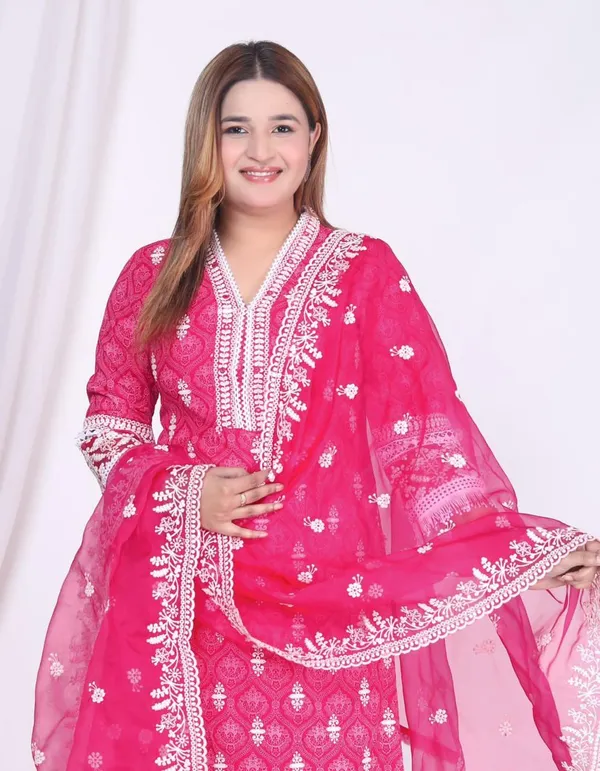 Pink_Rayon_Embroidered_Salwar_Suit_Set_With_Thread_Work_Elegant_Ethnic_Wear_For_Women