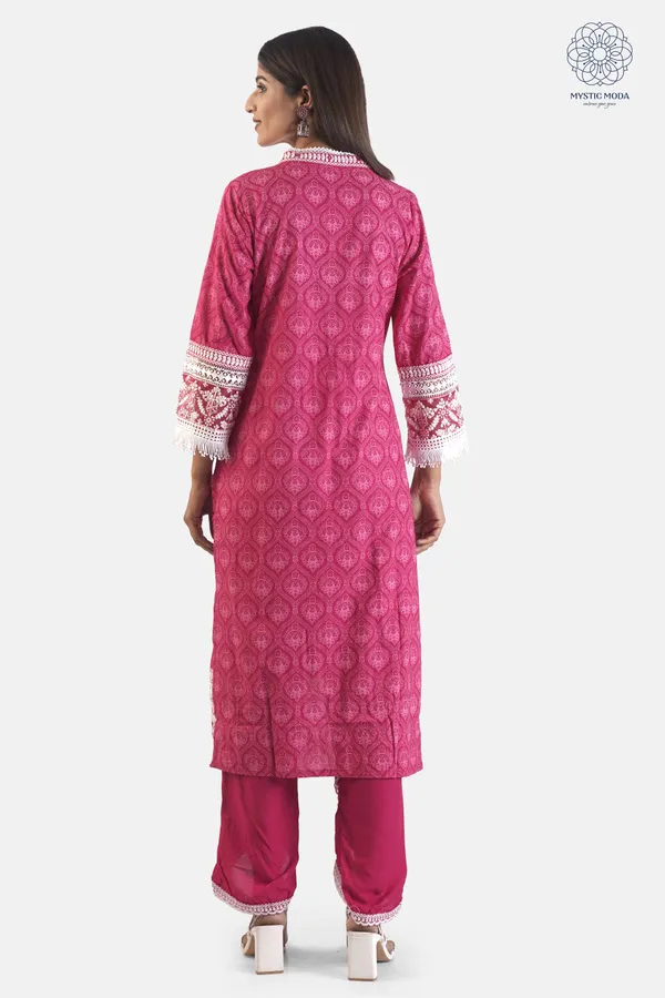 Pink_Rayon_Embroidered_Salwar_Suit_Set_With_Thread_Work_Elegant_Ethnic_Wear_For_Women