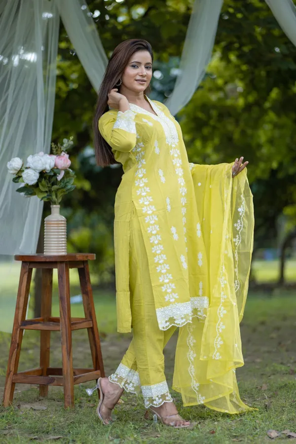 Yellow_Cotton_Embroidered_Stylish_Vibrant_Suit_For_Women