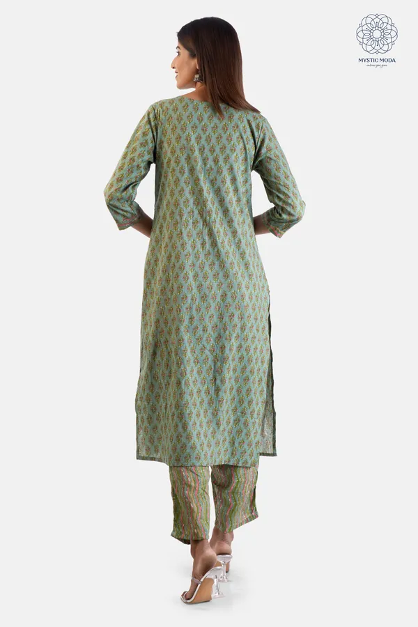 Green_Cotton_Printed_Suit_Set_With_Embroidered_Kurta_Straight_Pants_Dupatta_For_Women