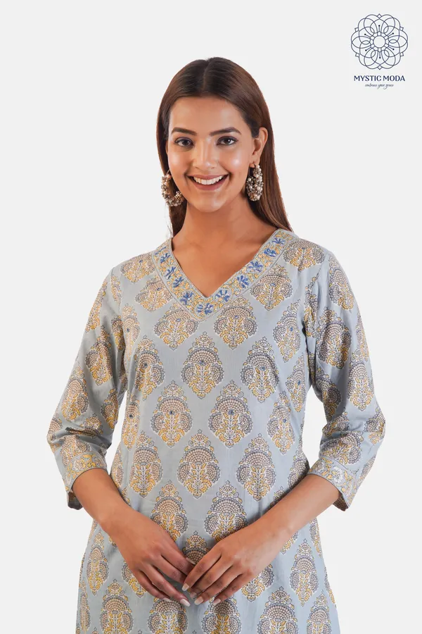 Blue_Elegant_Floral_Print_Kurta_Set_With_Pants_Dupatta_Ethnic_Wear_For_Women