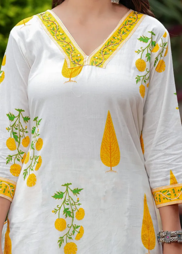 Yellow_Cotton_Floral_Boota_Printed_Kurta_Set_With_Mulmul_Dupatta_For_Women