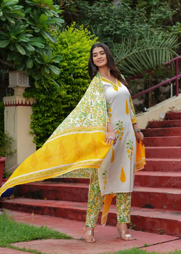 Yellow_Cotton_Floral_Boota_Printed_Kurta_Set_With_Mulmul_Dupatta_For_Women