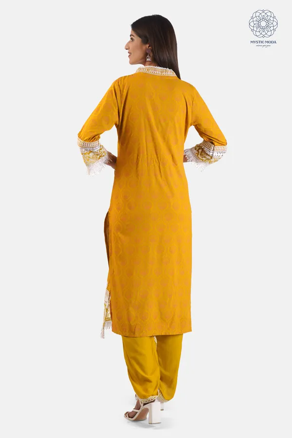 Yellow_Embroidered_Rayon_Salwar_Suit_Set_With_Thread_Work_Elegant_Ethnic_Wear_For_Women