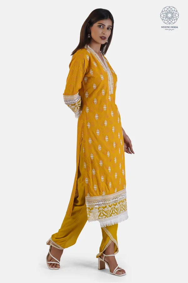 Yellow_Embroidered_Rayon_Salwar_Suit_Set_With_Thread_Work_Elegant_Ethnic_Wear_For_Women