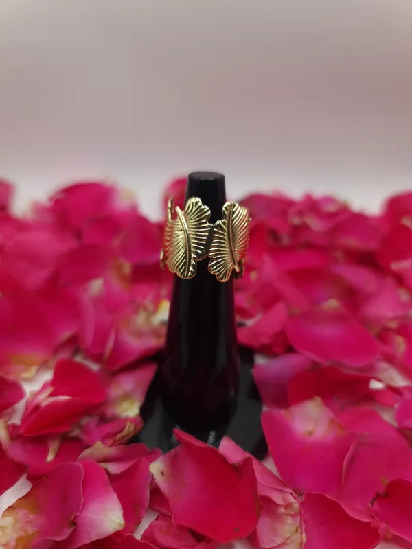 Gold_Elegant_Feather_Wrap_Ring