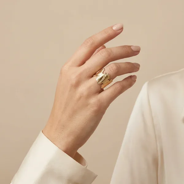 Gold_Elegant_Feather_Wrap_Ring