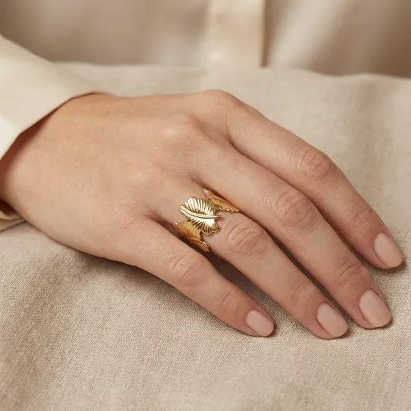 Gold_Elegant_Feather_Wrap_Ring
