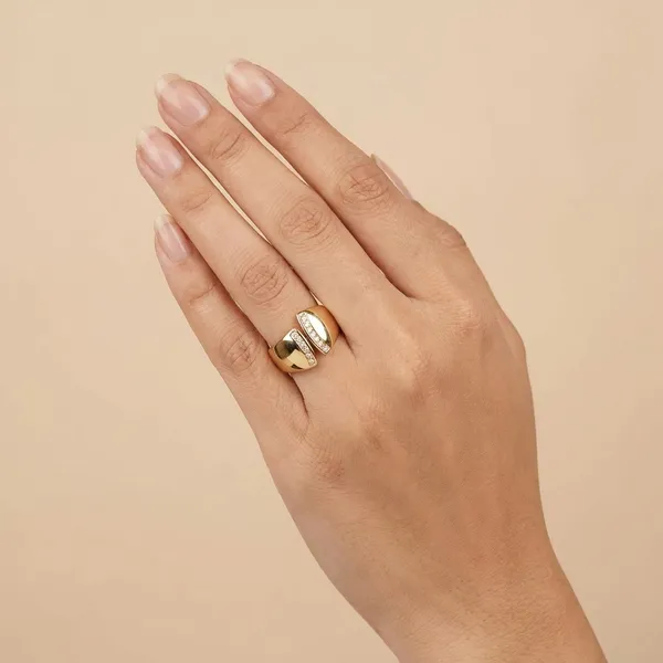 Gold_Ring_With_Double_Row_Stone_Detailing_Ring