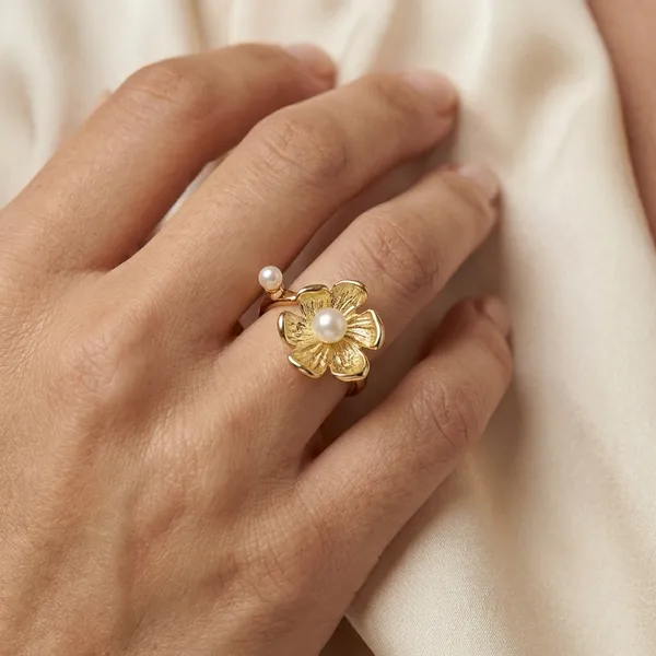 Gold_And_White_Floral_Pearl_Ring_With_Adjustable_Design