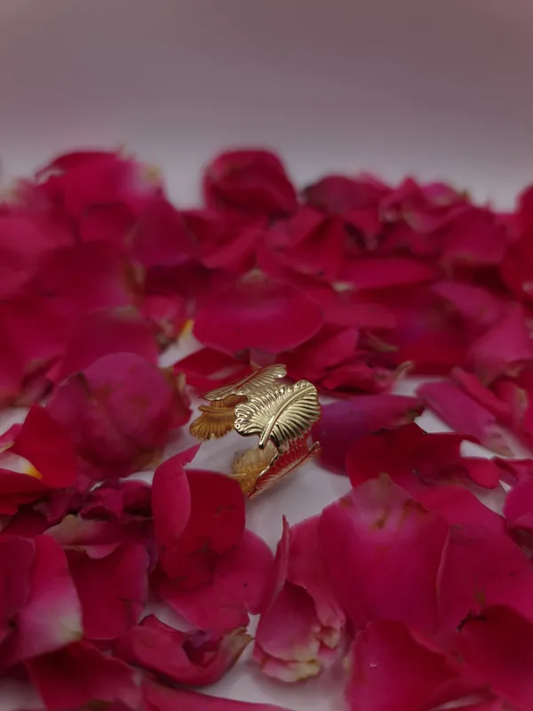 Gold_Elegant_Feather_Wrap_Ring