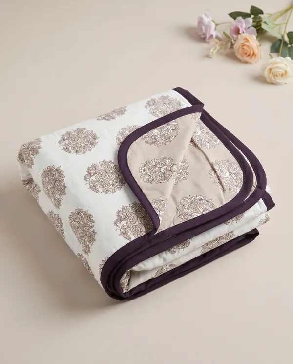 Dohar_Premium_100%_Cotton_Single_Bed_Floral_Medallion_Motif,_All_Season_Reversible_Blanket,_Soft,_Lightweight_And_Breathable_Ac_Dohar/Quilt/Blanket/For_Bed_Beige