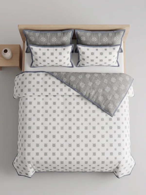 Dohar_Premium_100%_Cotton_Single_Bed_Symmetrical_Print_Style.,_All_Season_Reversible_Blanket,_Soft,_Lightweight_And_Breathable_Ac_Dohar/Quilt/Blanket/For_Bed_Grey_&_White