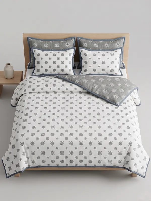 Dohar_Premium_100%_Cotton_Single_Bed_Symmetrical_Print_Style.,_All_Season_Reversible_Blanket,_Soft,_Lightweight_And_Breathable_Ac_Dohar/Quilt/Blanket/For_Bed_Grey_&_White
