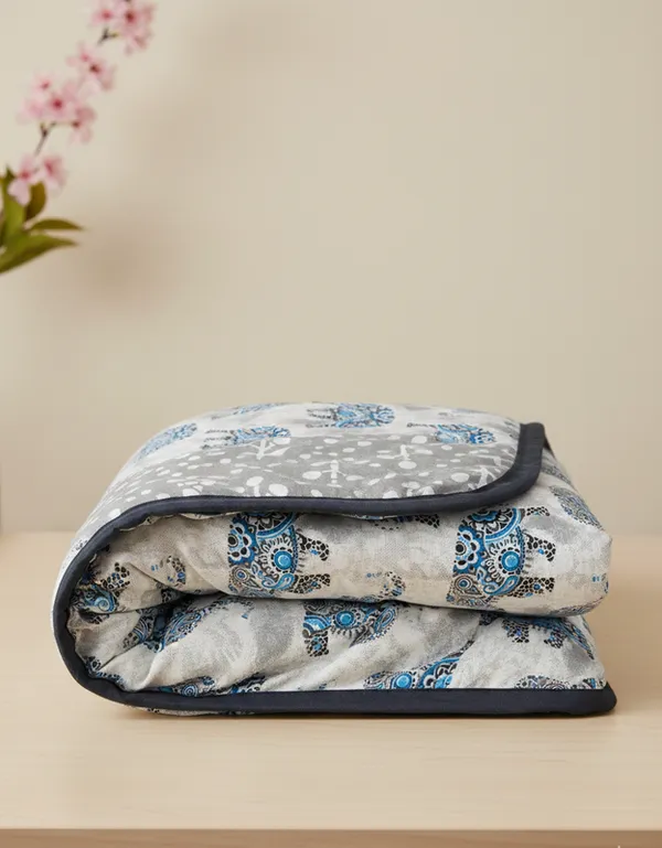 Dohar_Premium_100%_Cotton_Single_Bed_The_Heritage_Trunk,_All_Season_Reversible_Blanket,_Soft,_Lightweight_And_Breathable_Ac_Dohar/Quilt/Blanket/For_Bed_Grey/Blue