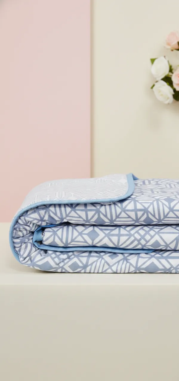Dohar_Premium_100%_Cotton_Single_Bed_Geometric_Framework,_All_Season_Reversible_Blanket,_Soft,_Lightweight_And_Breathable_Ac_Dohar/Quilt/Blanket/For_Bed_Aqua_Blue