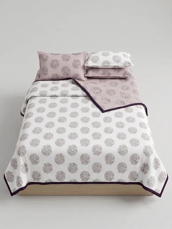 Dohar_Premium_100%_Cotton_Single_Bed_Floral_Medallion_Motif,_All_Season_Reversible_Blanket,_Soft,_Lightweight_And_Breathable_Ac_Dohar/Quilt/Blanket/For_Bed_Cream