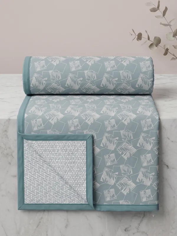 Dohar_Premium_100%_Cotton_Single_Bed_Delicate_Floral_&_Botanical,_All_Season_Reversible_Blanket,_Soft,_Lightweight_And_Breathable_Ac_Dohar/Quilt/Blanket/For_Bed_Aqua_Blue