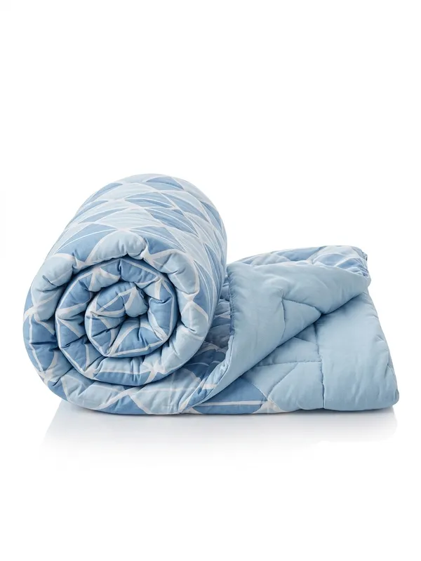 Home_Cent_Signature_Modern_Sky_Blue_Geometric_Single_Bed_Comforter_Set_?_3-Piece_All-Season_Bedding_with_Triangle_Mosaic_Print?Cool_Blue_Geometric_Pattern,_Breathable_All-Season_Comfort._Box-Stitch_Single_Bed_Comforter_?_Premium_Down-Feel_Insert_with_4_Corner_Tabs,_Machine_Washable_(Sky_Blue_Geometic)-230X150_CM-300GSM