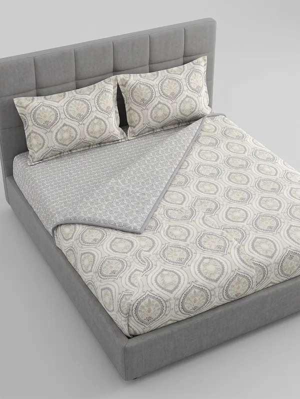Dohar_Premium_100%_Cotton_Doublele_Bed_Grey_Silver_Ogee_Medallion,_All_Season_Reversible_Blanket,Lightweight_and_Breathable_Blanket_for_Bed,_Sofa_AC_Blanket_220_x_250cm