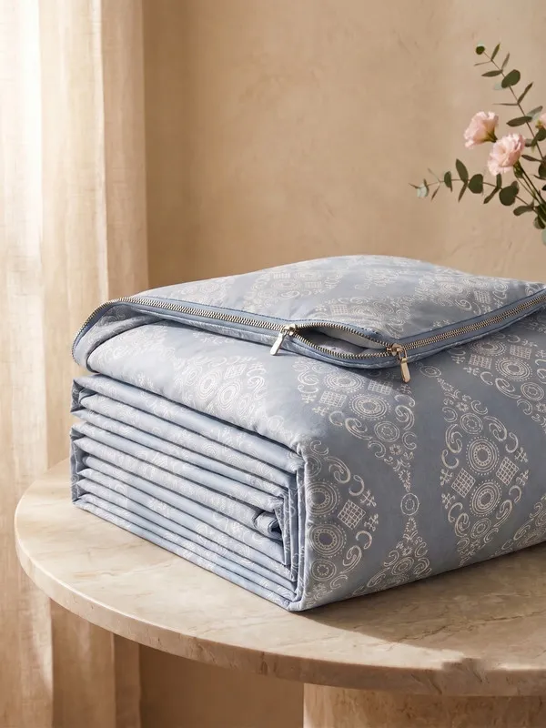 DUVET_COVER_RUBEY-HOMECENT_Light_Blue_Geometric_Pattern_Duvet_Cover_with_Zipper_Closure-BLUE