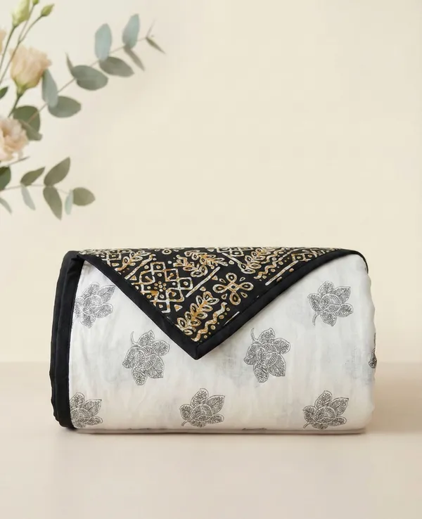 Dohar_Premium_100%_Cotton_Single_Bed_Botanical_Float_With_Global_Mosaic,_All_Season_Reversible_Blanket,_Soft,_Lightweight_And_Breathable_Ac_Blanket/For_Bed_Charcoal/Onyx_Black