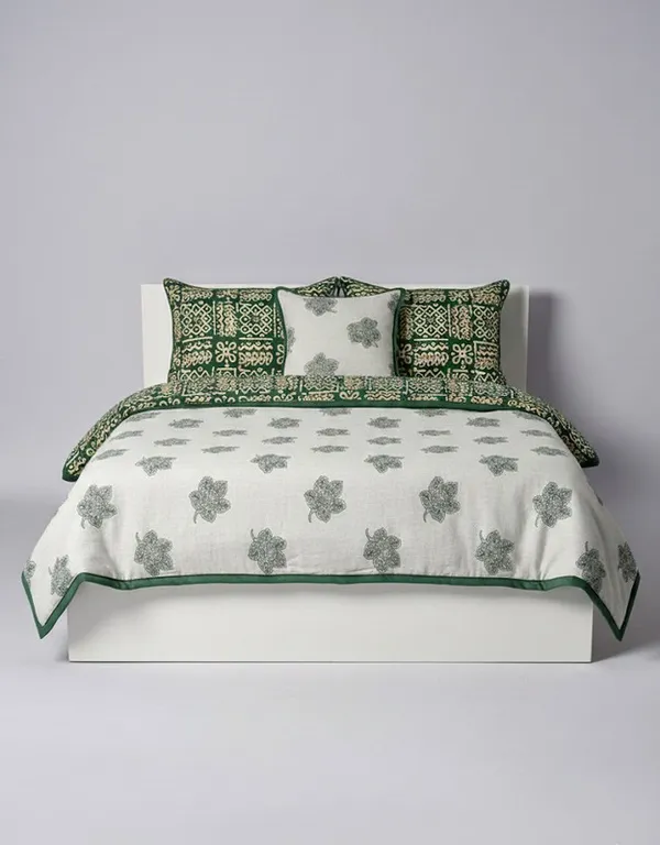Dohar_Premium_100%_Cotton_Single_Bed_Botanical_Float_With_Global_Mosaic,_All_Season_Reversible_Blanket,_Soft,_Lightweight_And_Breathable_Ac_Blanket/For_Bed_Forest/Sage_Green