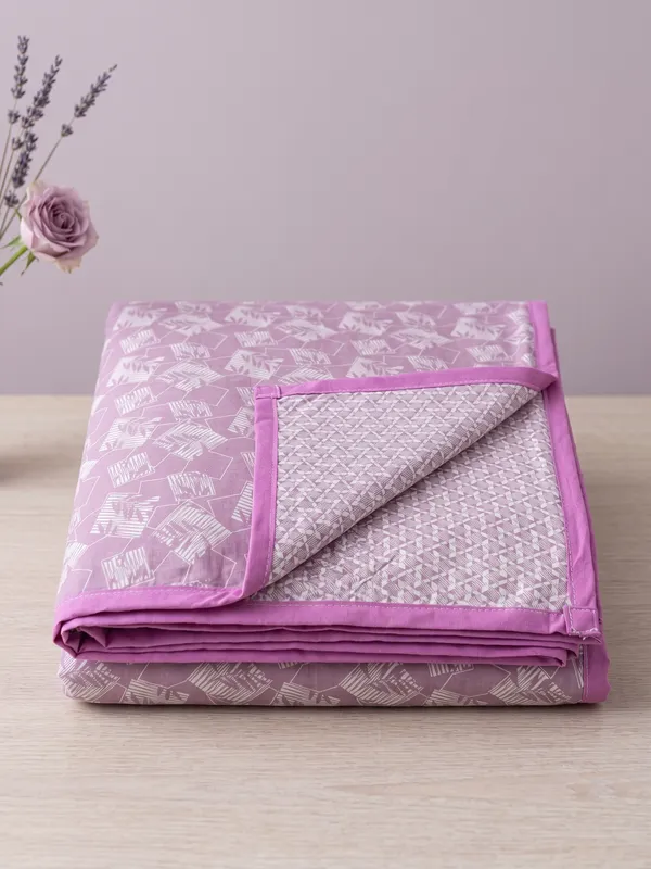 Dohar_Premium_100%_Cotton_Single_Bed_Delicate_Floral_&_Botanical,_All_Season_Reversible_Blanket,_Soft,_Lightweight_And_Breathable_Ac_Dohar/Quilt/Blanket/For_Bed_Lavender