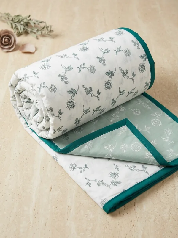 Botanical_Harmony_Cotton_Bedding_Set_Double_Bedsheet_Comforter_Lightweight,_Durable_&_Cozy_Ideal_For_Everyday_Use_&_Mild_Winter_,_Sage_Green