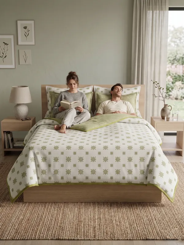 Diamond_Cotton_Bedding_Set_Single_Bed_Sheet_Comforter_Lightweight,_Durable_&_Cozy_Ideal_For_Everyday_Use_&_Mild_Winter_,_Light_Green_&_White