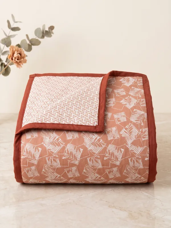 Dohar_Premium_100%_Cotton_Single_Bed_Delicate_Floral_&_Botanical,_All_Season_Reversible_Blanket,_Soft,_Lightweight_And_Breathable_Ac_Dohar/Quilt/Blanket/For_Bed_Peach