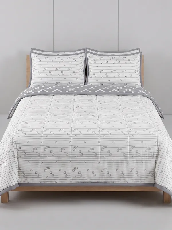 Premium_100%_Cotton_Single_Bed_Modern_Linear_Pinstripe,_All_Season_Reversible_Blanket,_Soft,_Lightweight_And_Breathable_Ac_Dohar/Quilt/Blanket/For_Bed_Silver/Light_Grey