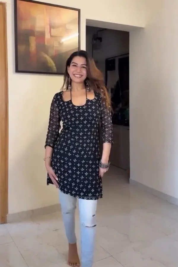 Blue_Hand_Block_Printed_Pure_Cotton_Short_Kurti_For_Women