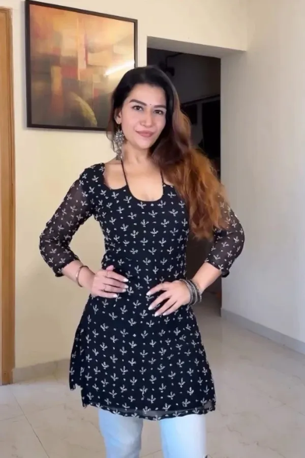 Blue_Hand_Block_Printed_Pure_Cotton_Short_Kurti_For_Women