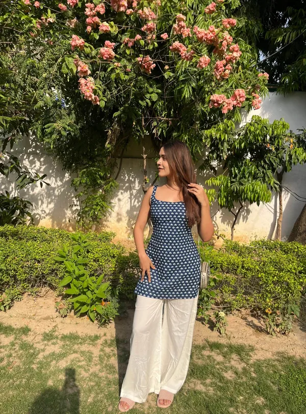 Light_Blue_Hand_Block_Printed_Pure_Cotton_Short_Kurti_For_Women
