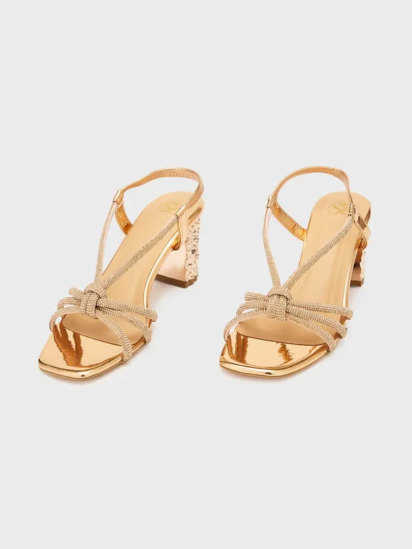 Women_Block_Party_Sandals