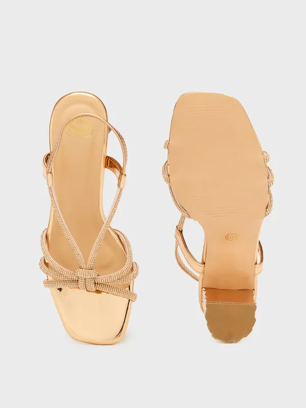 Women_Block_Party_Sandals
