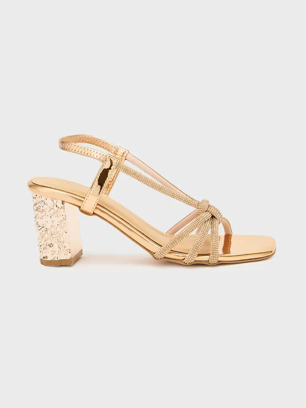 Women_Block_Party_Sandals