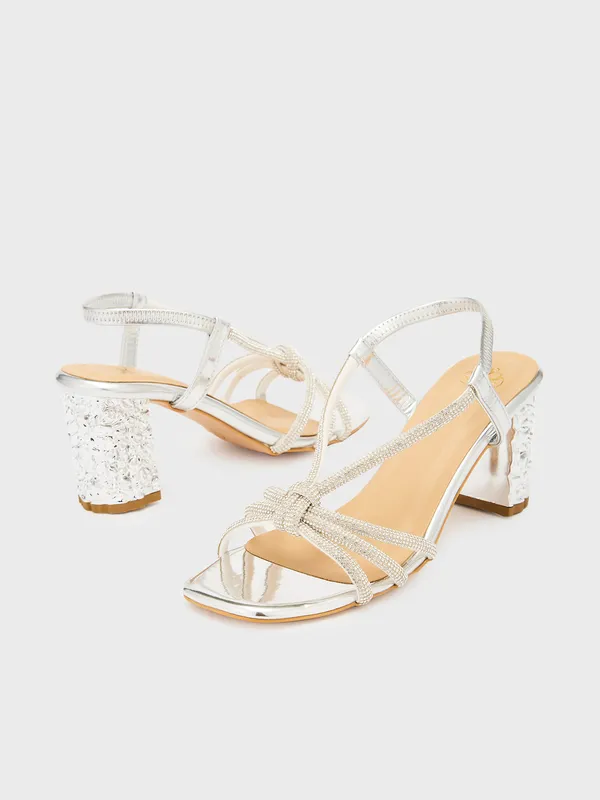 Women_Block_Party_Sandals