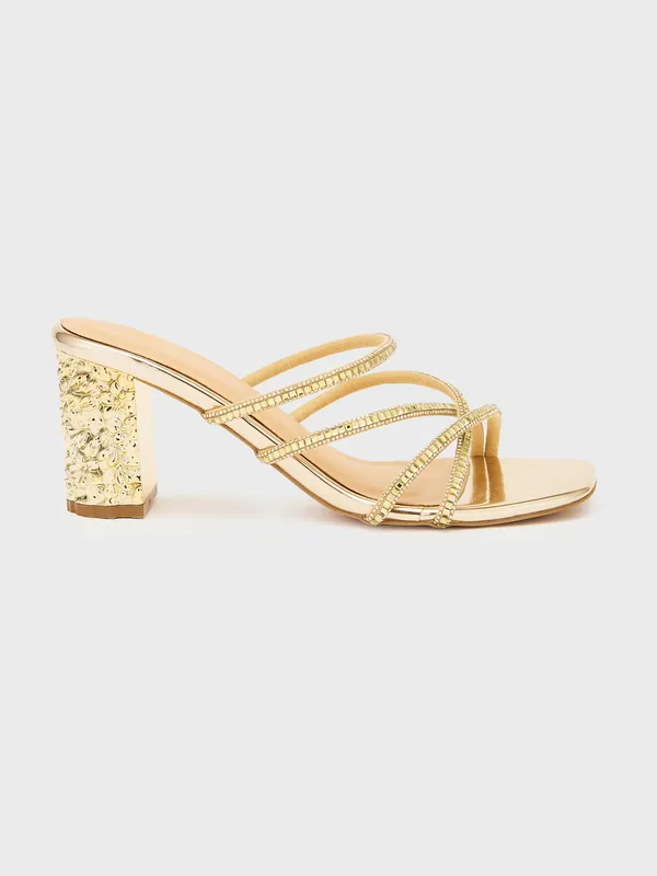 Women_Block_Party_Sandals