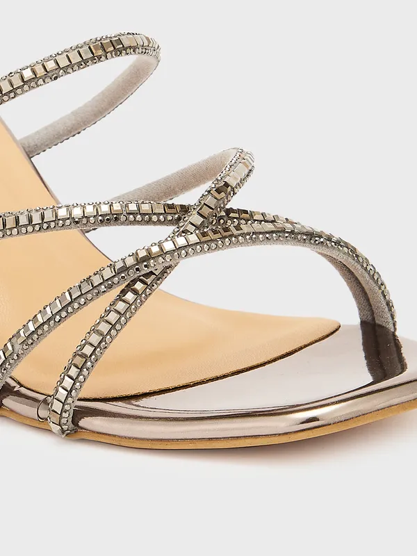 Women_Block_Party_Sandals