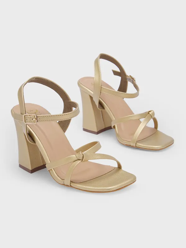 Women_Block_Smart_Casual_Sandals