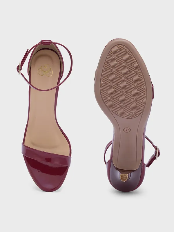 Women_Slim_Party_Sandals
