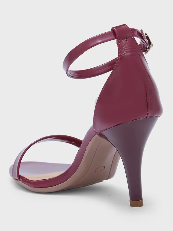Women_Slim_Party_Sandals