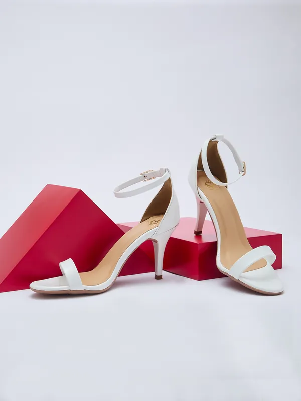 Women_Slim_Party_Sandals