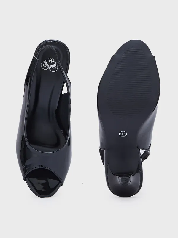 Women_Slim_Smart_Casual_Sandals