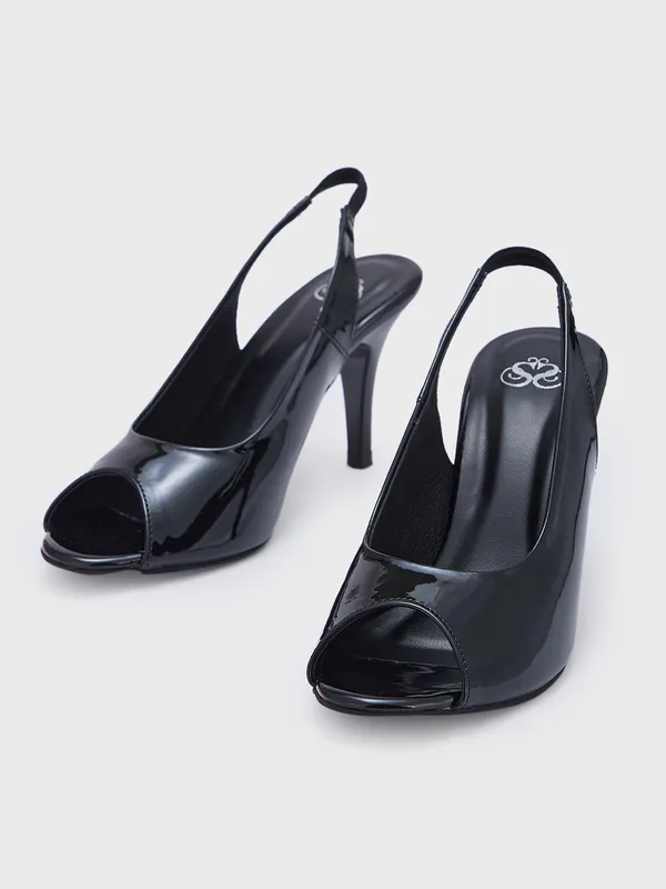 Women_Slim_Smart_Casual_Sandals